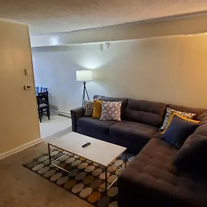  Apartment 7, Sleep 6, Walk To Attractions In Uptown